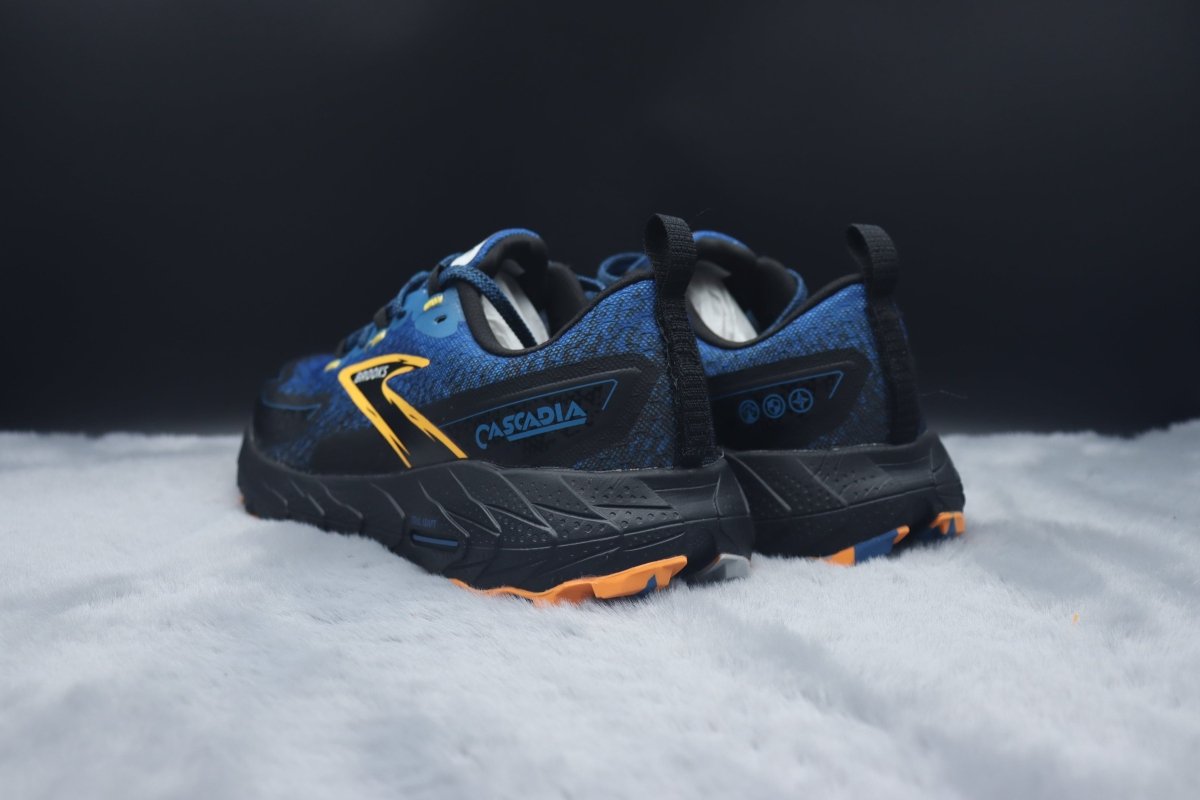 BRKS Cascadia 18 – Midnight Blue - Essencials
