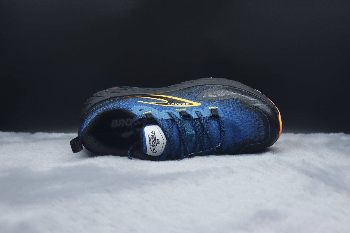 BRKS Cascadia 18 – Midnight Blue - Essencials