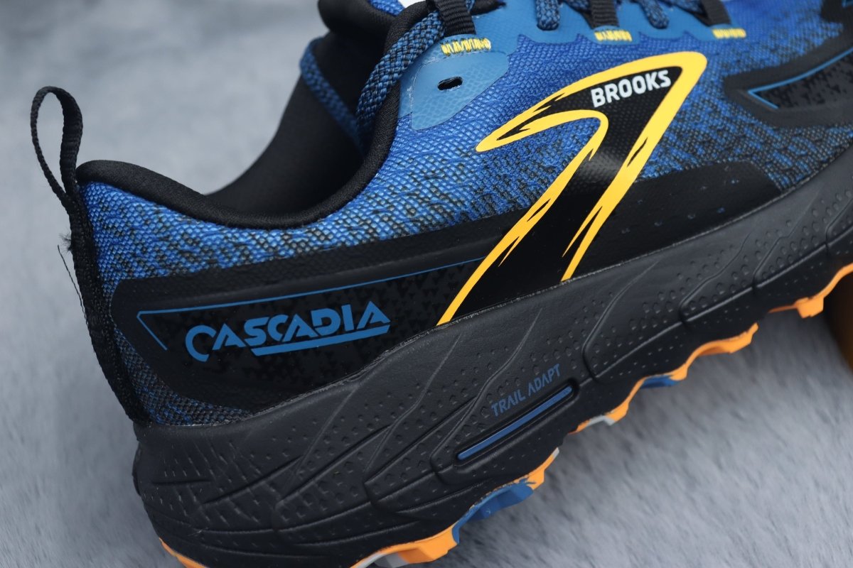 BRKS Cascadia 18 – Midnight Blue - Essencials