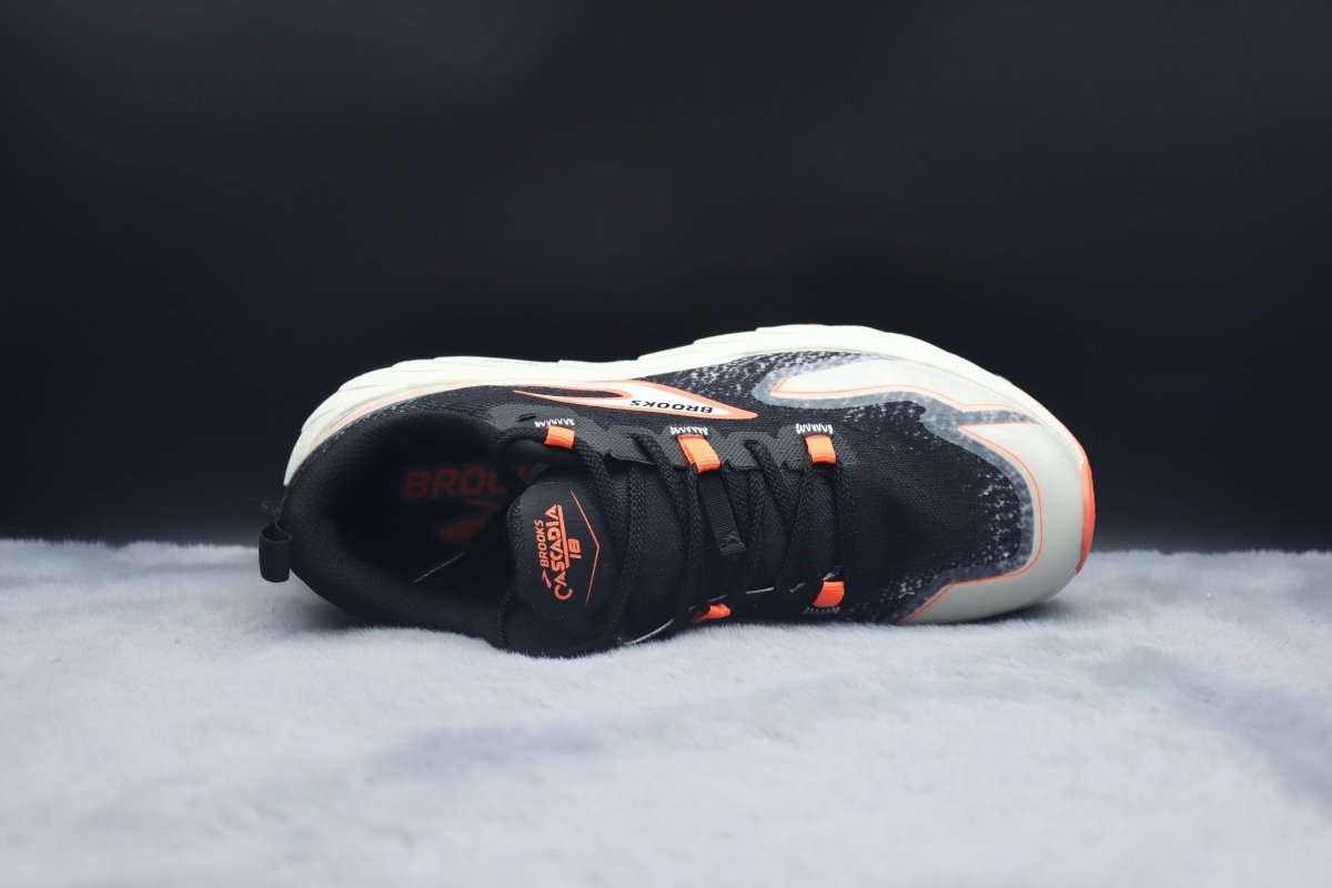 BRKS Cascadia 18 – Neon Ember - Essencials