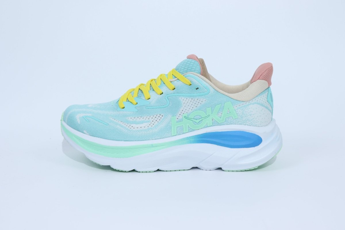 Clifton 10 - HK Unisex Sneakers - Light Blue - Essencials