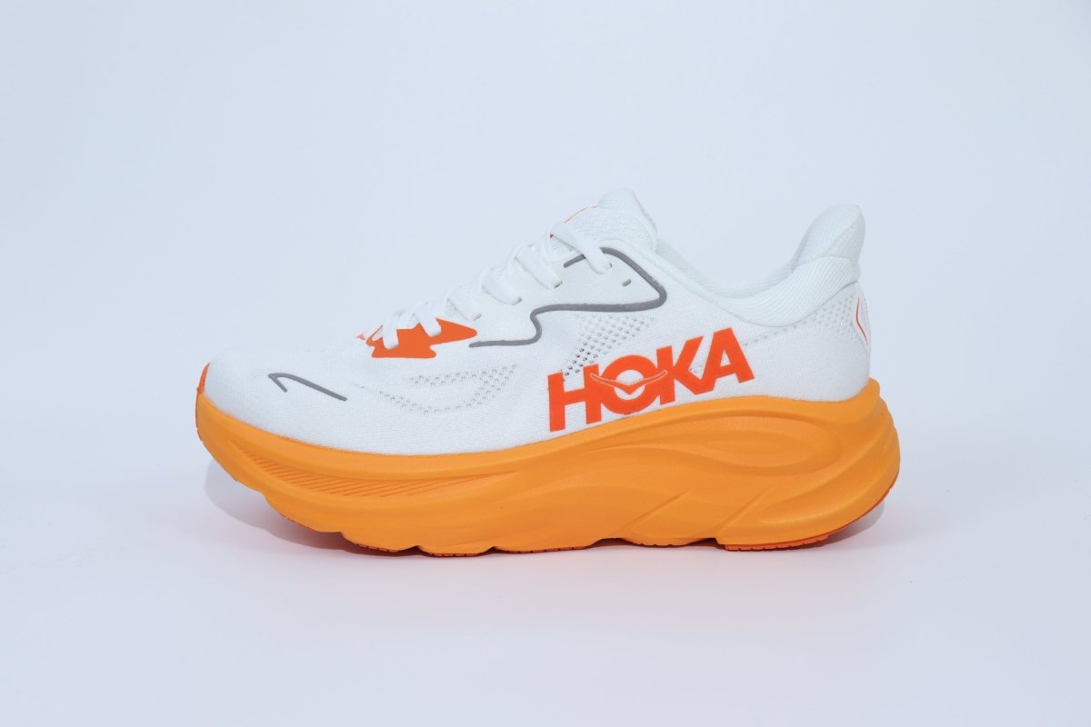 Clifton 10 - HK Unisex Sneakers - Orange - Essencials