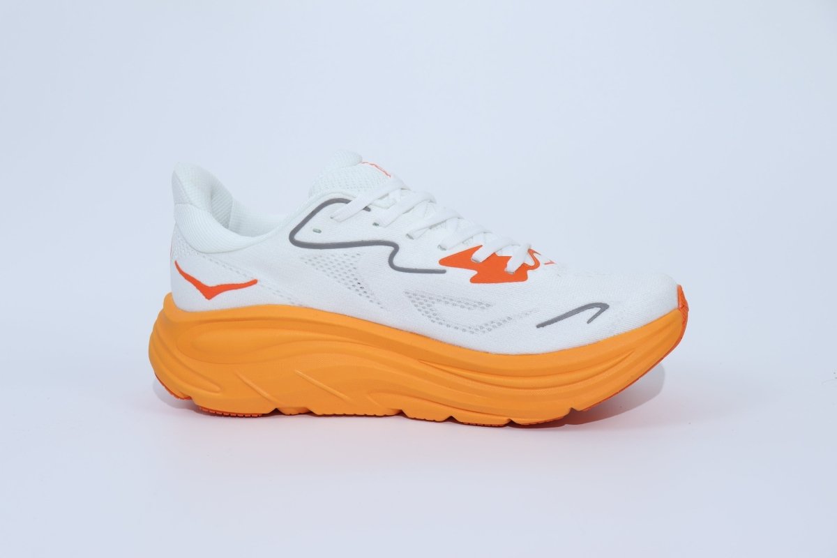 Clifton 10 - HK Unisex Sneakers - Orange - Essencials